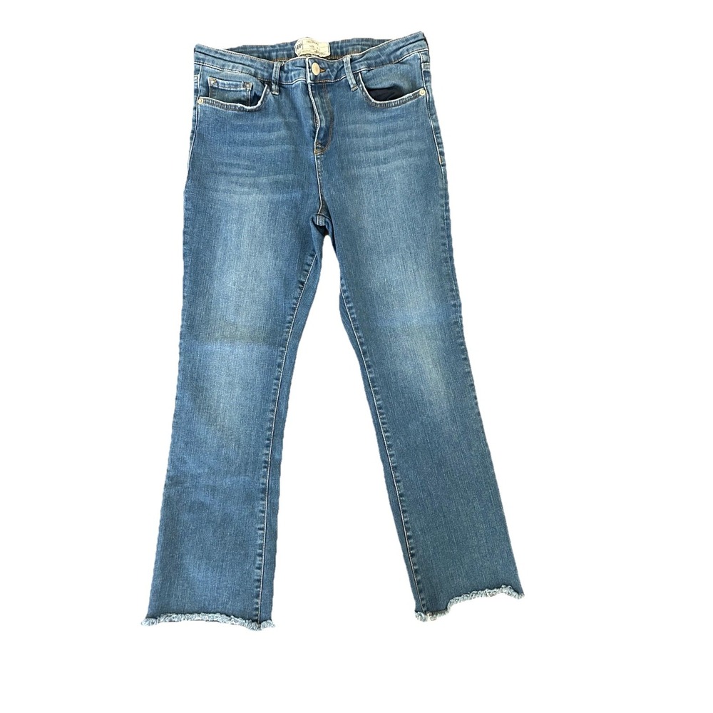 Free People Women's 31 Mid Wash Mid Rise Distressed Raw Hem‎ Straight LegJeans